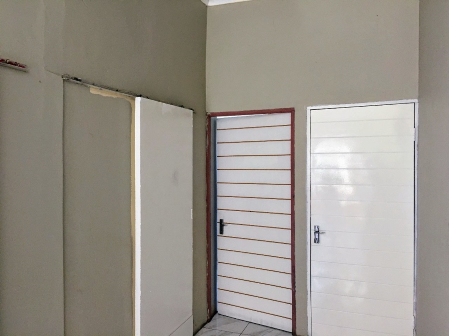 6 Bedroom Property for Sale in Quigney Eastern Cape